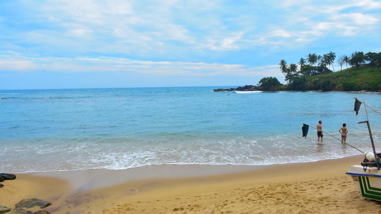 Anb Surf View Otel Tangalle Dış mekan fotoğraf