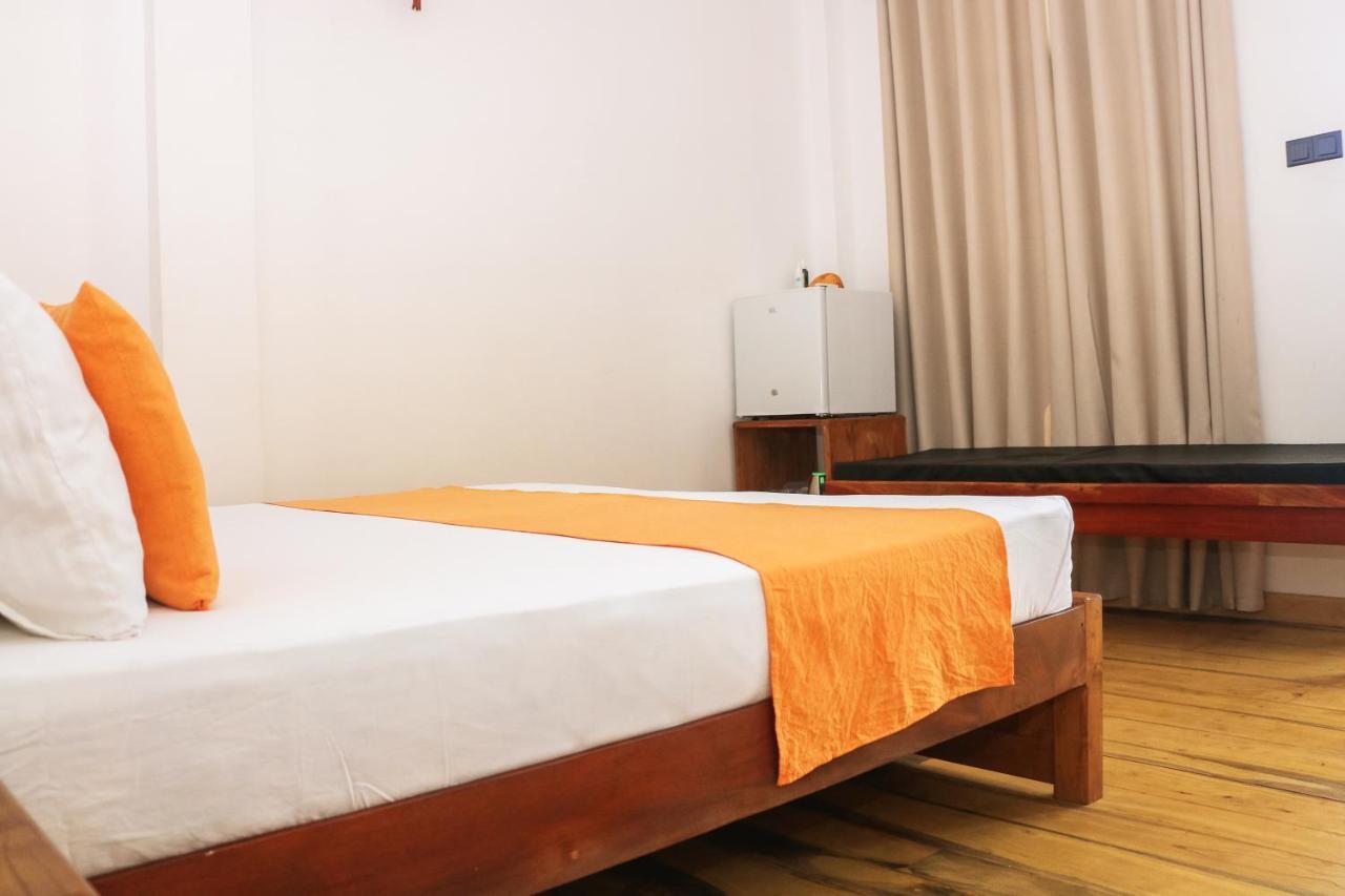 Anb Surf View Otel Tangalle Dış mekan fotoğraf