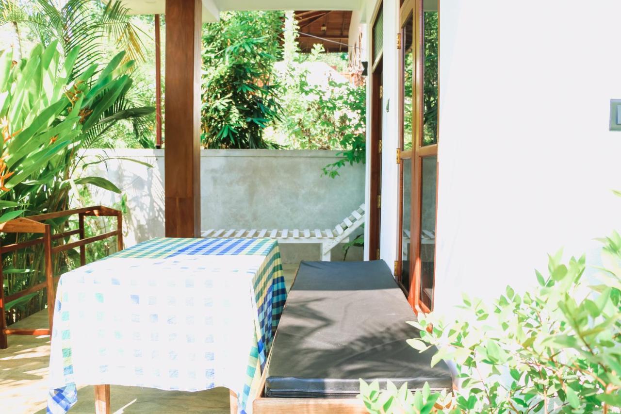 Anb Surf View Otel Tangalle Dış mekan fotoğraf