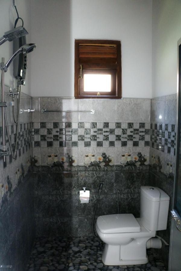 Anb Surf View Otel Tangalle Dış mekan fotoğraf