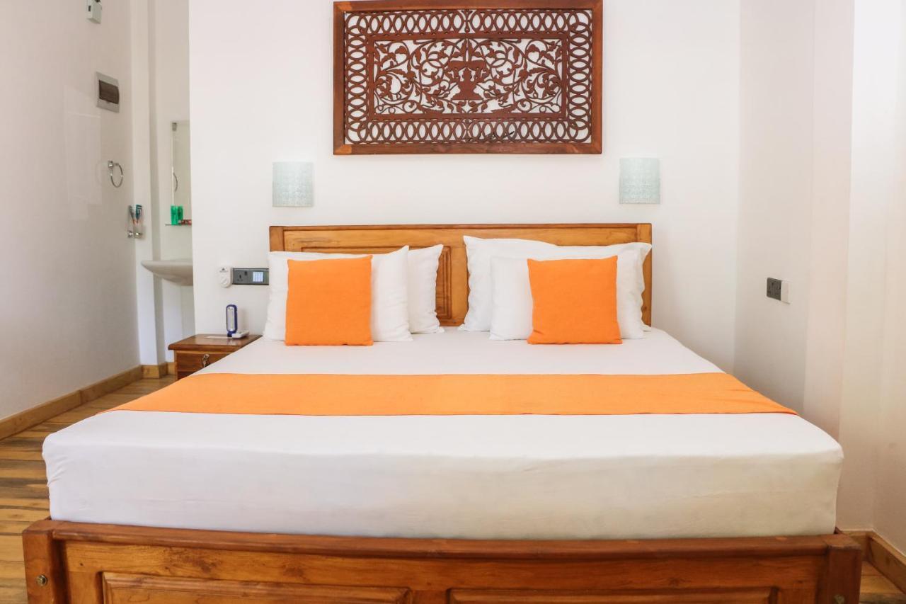 Anb Surf View Otel Tangalle Dış mekan fotoğraf