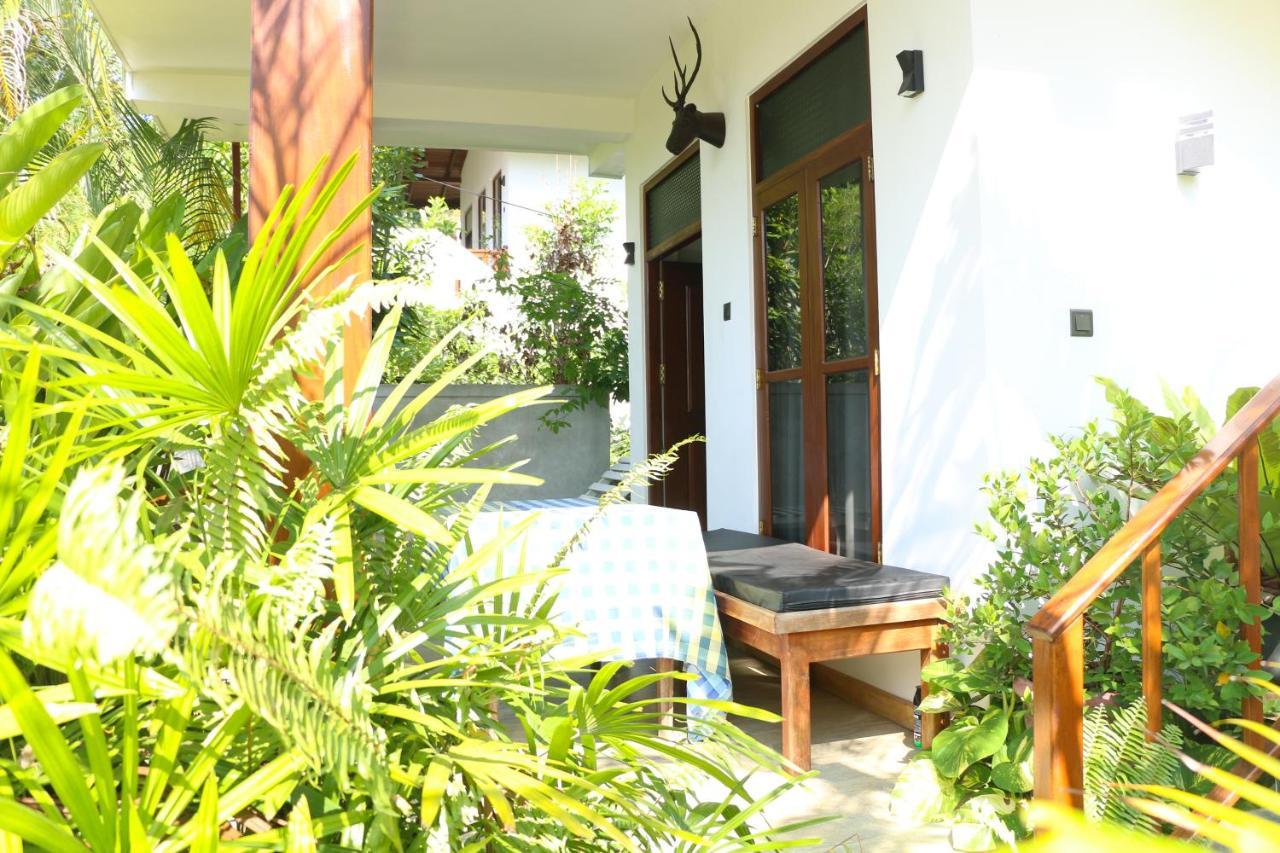 Anb Surf View Otel Tangalle Dış mekan fotoğraf