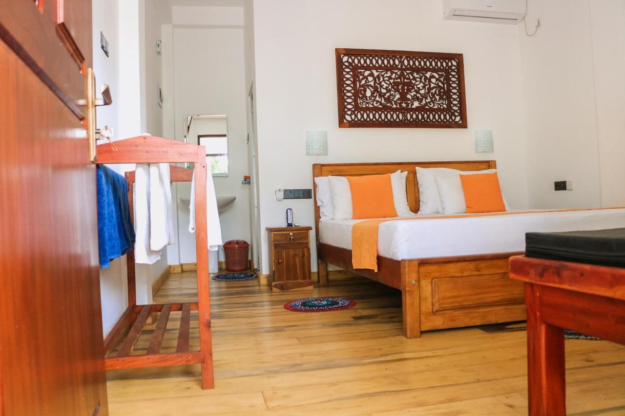 Anb Surf View Otel Tangalle Dış mekan fotoğraf