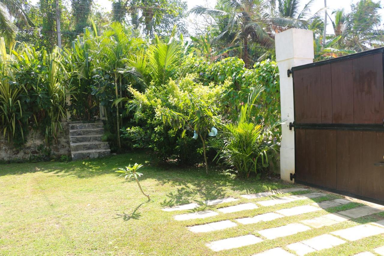 Anb Surf View Otel Tangalle Dış mekan fotoğraf