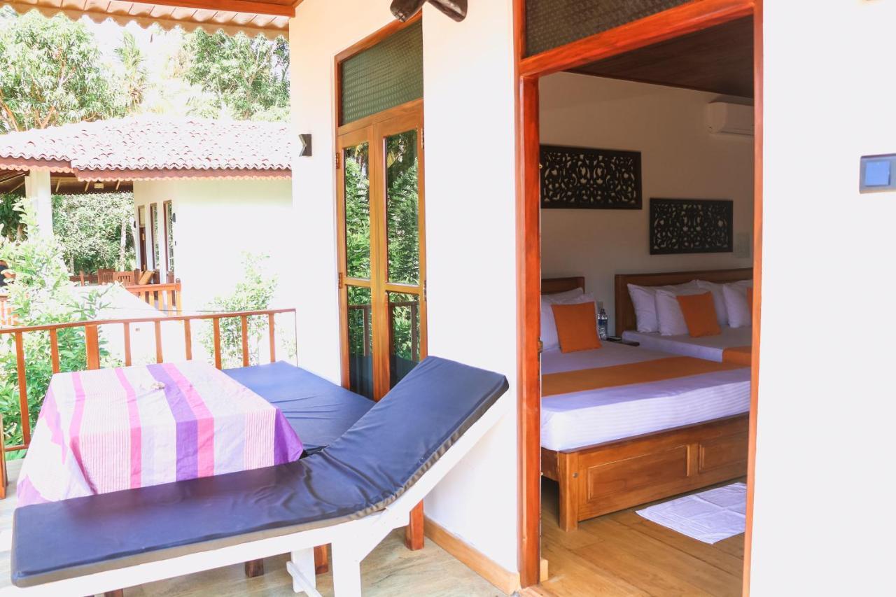 Anb Surf View Otel Tangalle Dış mekan fotoğraf