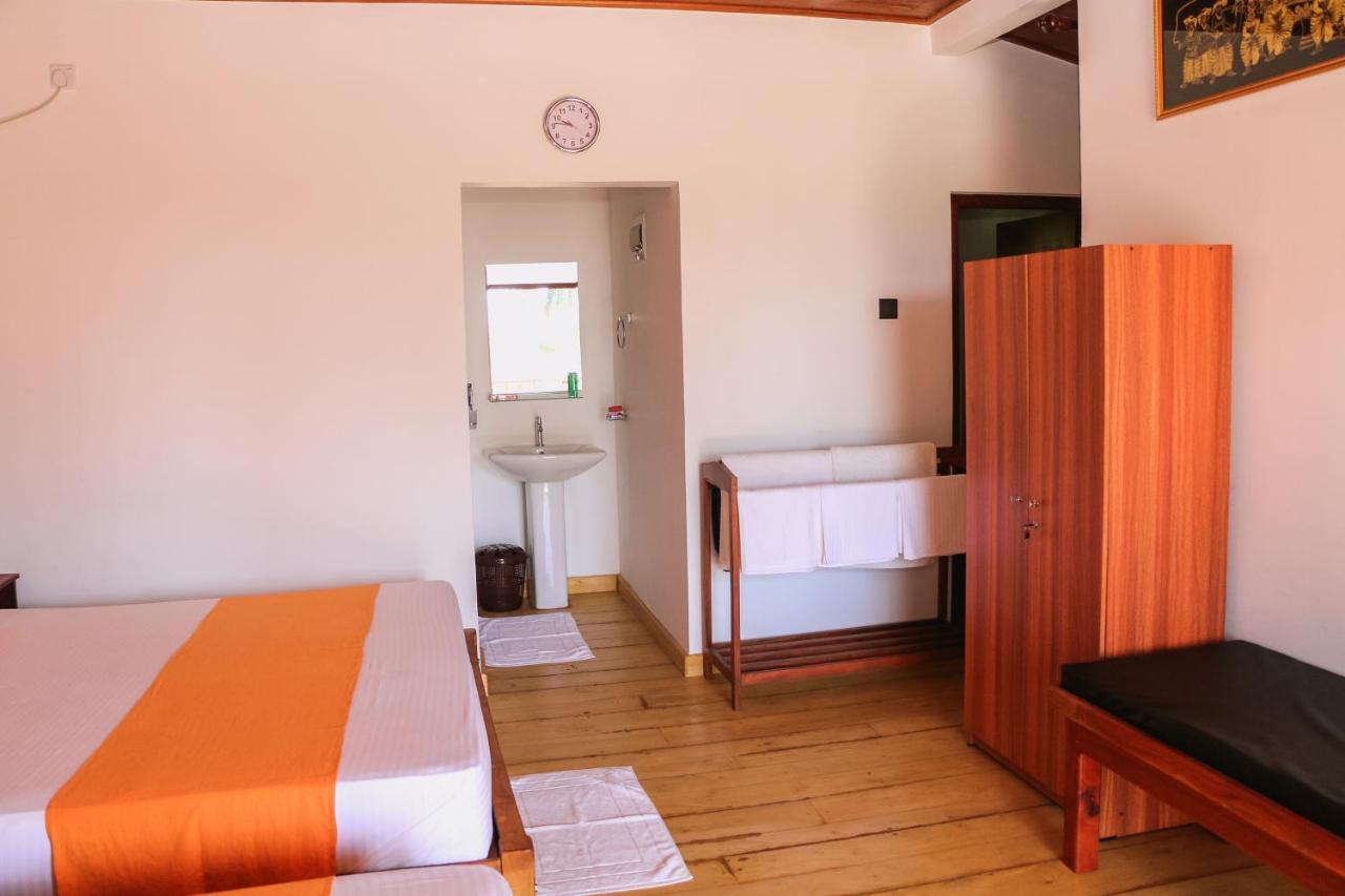 Anb Surf View Otel Tangalle Dış mekan fotoğraf