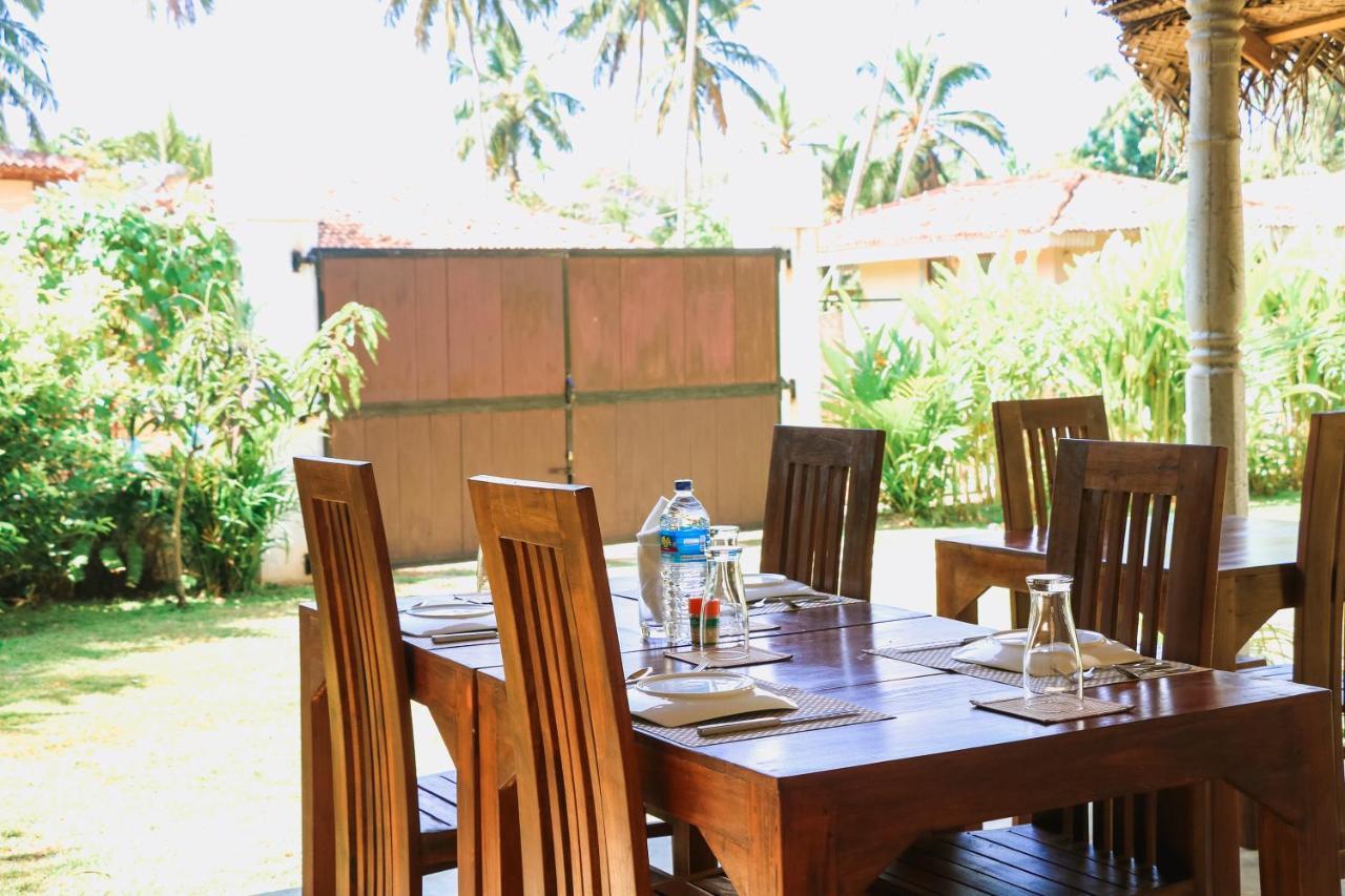 Anb Surf View Otel Tangalle Dış mekan fotoğraf