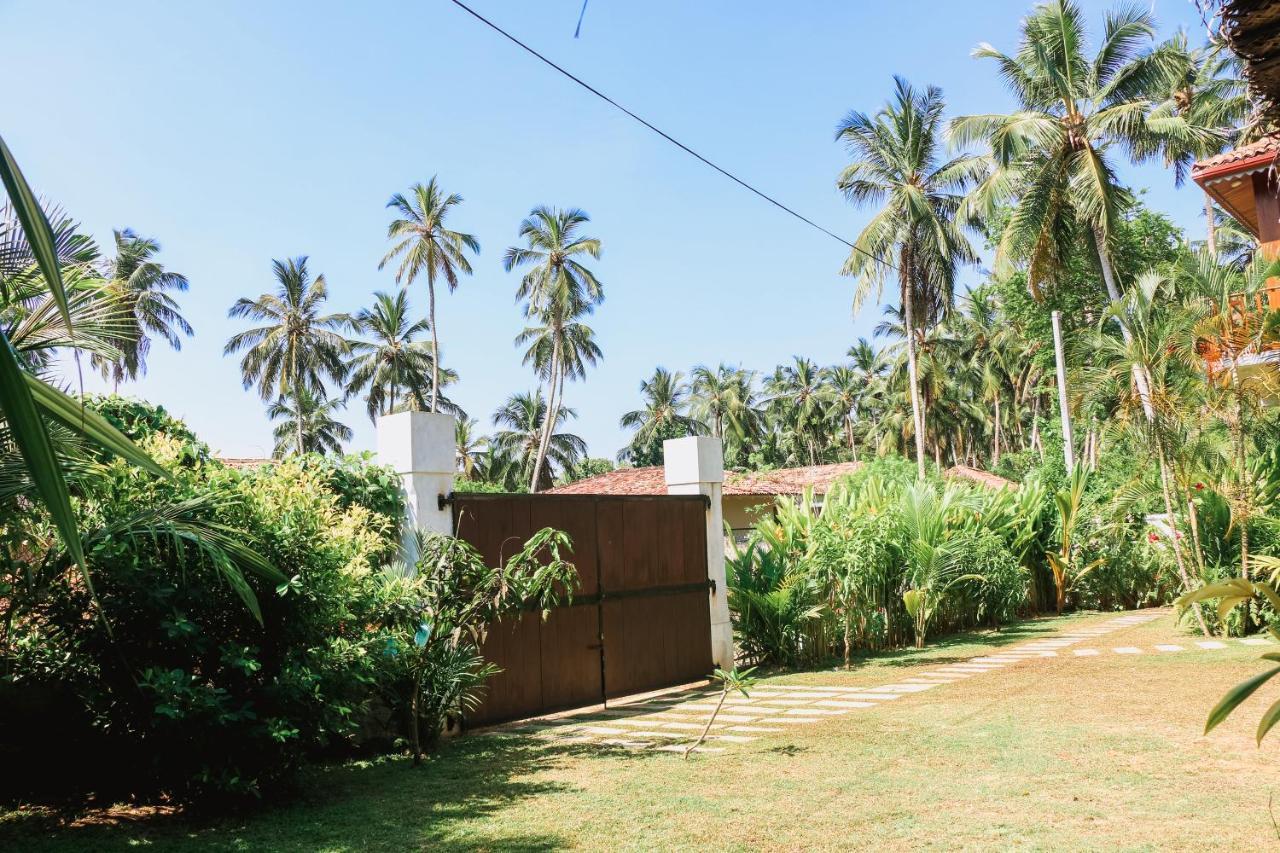 Anb Surf View Otel Tangalle Dış mekan fotoğraf